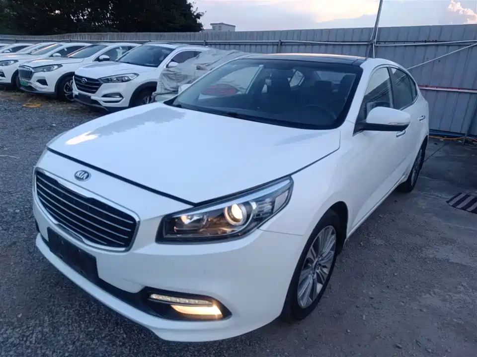 Kia K4