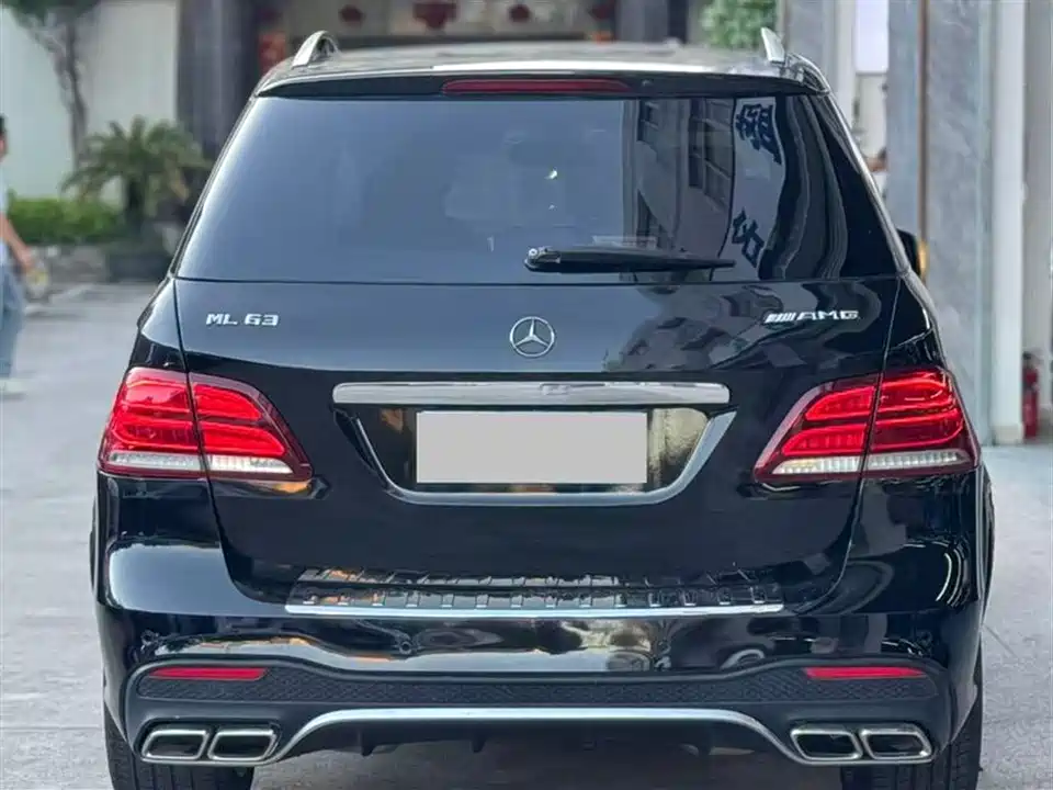 Mercedes-Benz M class