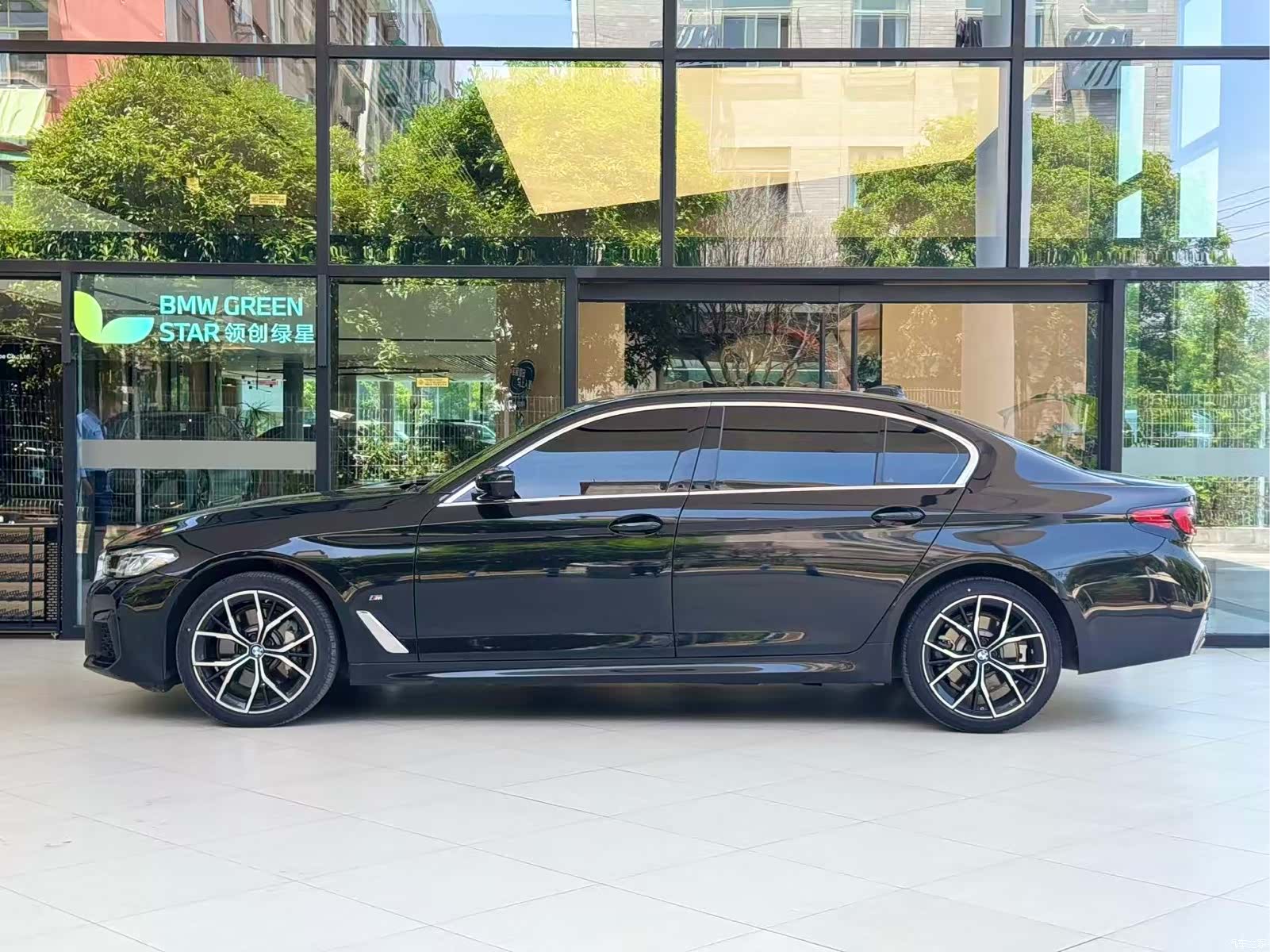 BMW 5 Series, 2022 3