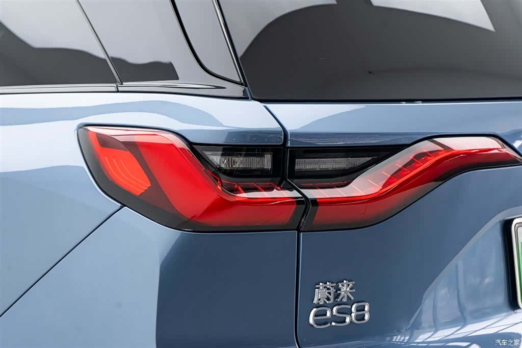 NIO ES8, 2019 11