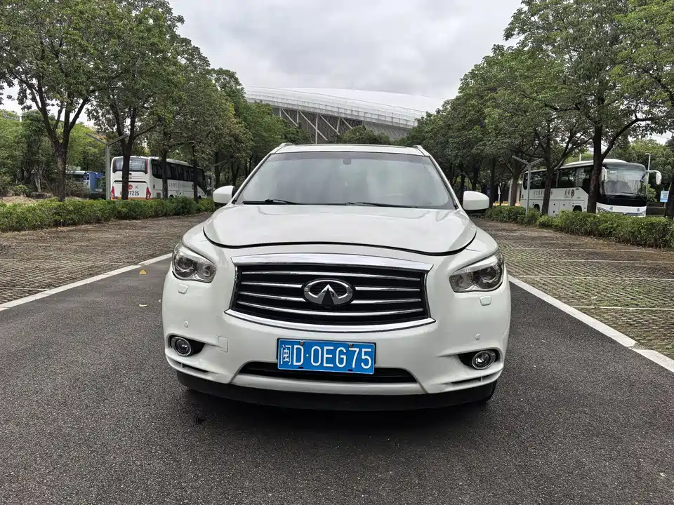 Infiniti JX