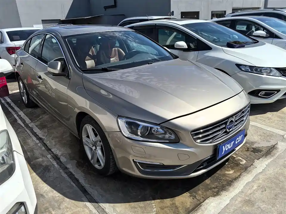 Volvo S60