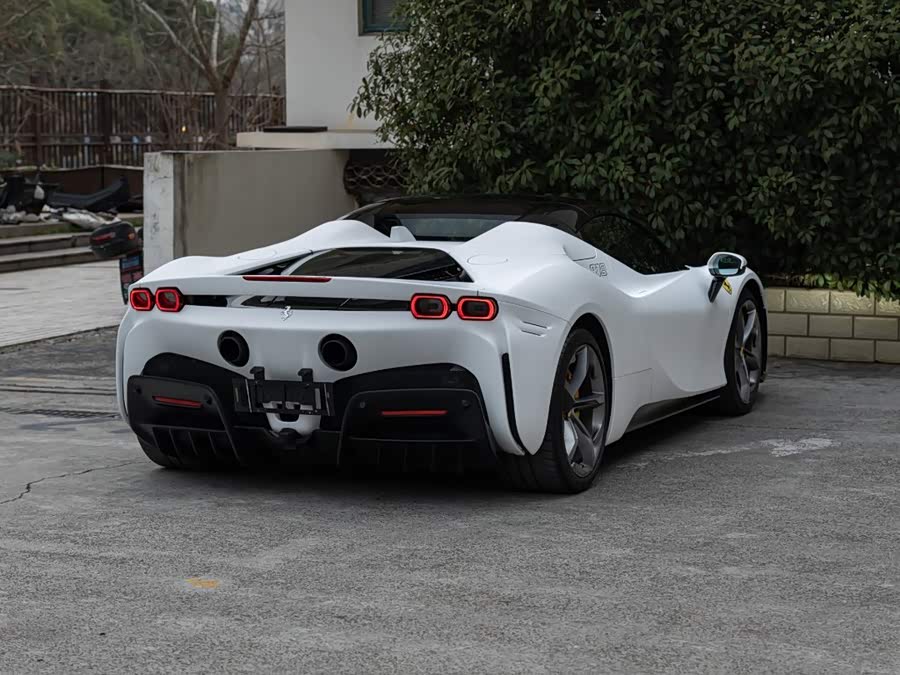 Ferrari SF90 2024, фото 4