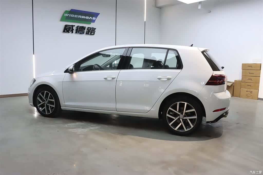 Volkswagen Golf, 2019 6
