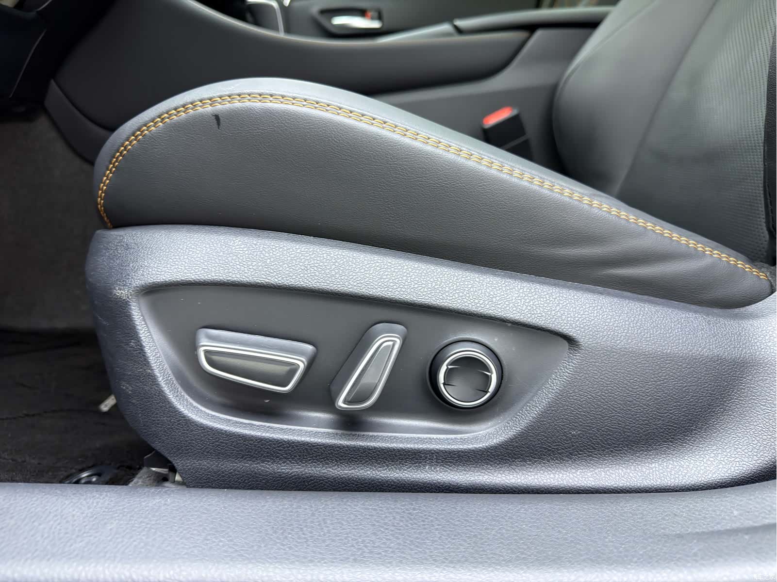 Toyota Avalon, 2025 17