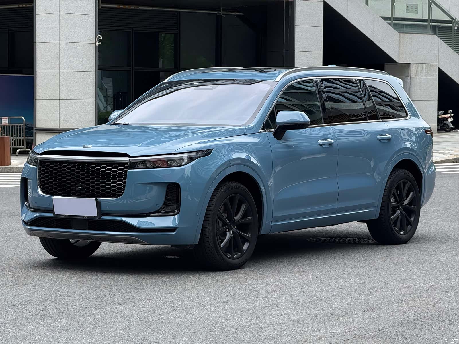 Li Auto ONE, 2022 1