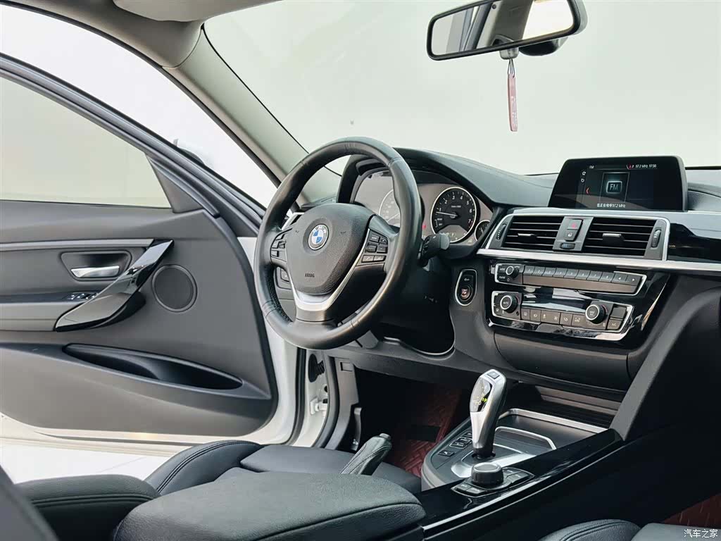 BMW 3 Series, 2018 16