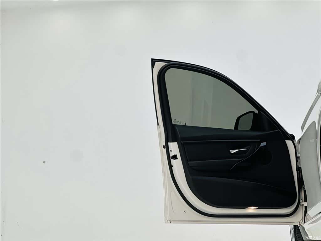 BMW 3 Series, 2018 12