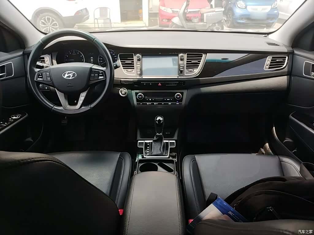 Hyundai DLX, 2016 10