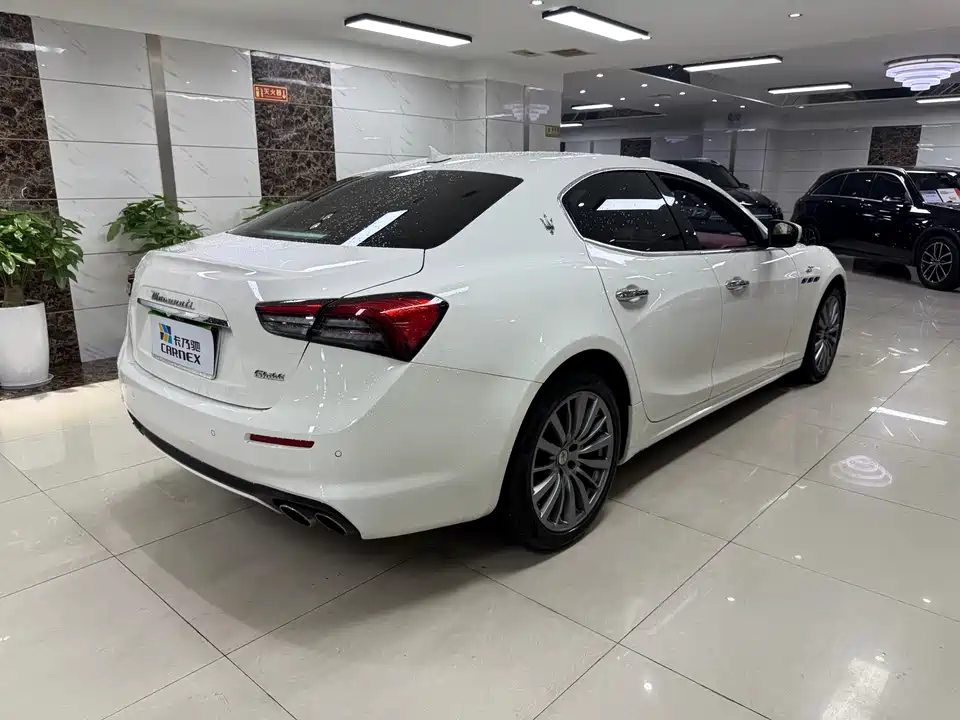 Maserati Ghibli