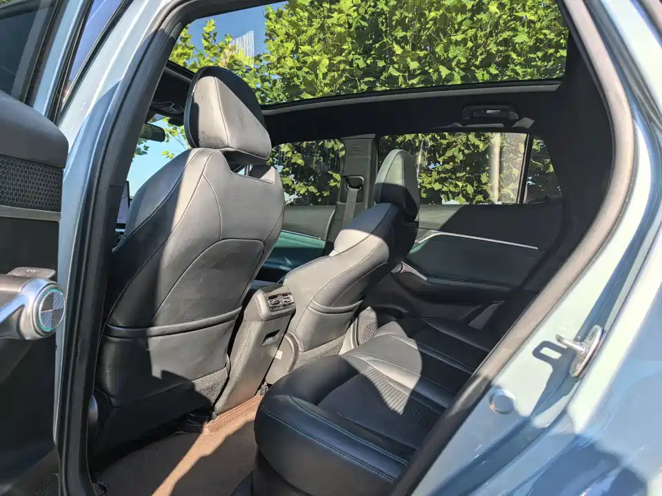 Trumpchi Shadow cool