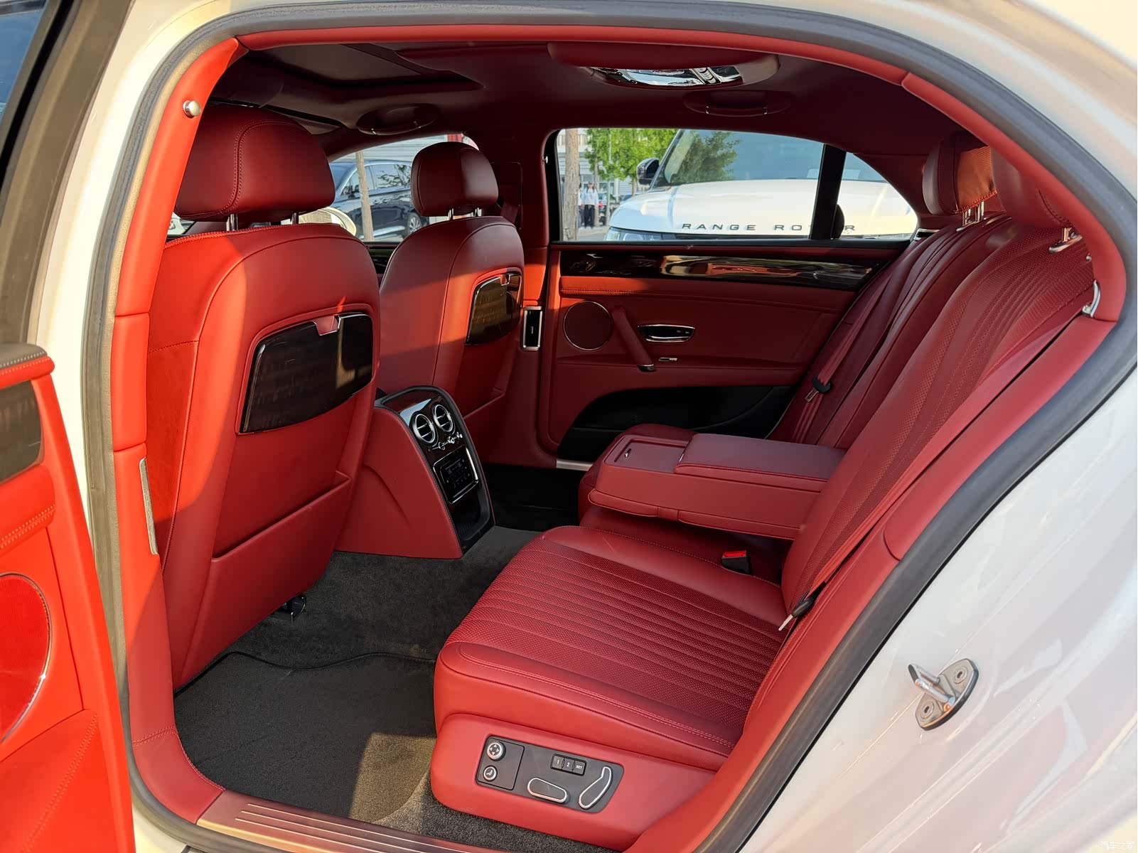 Bentley Flying Spur, 2017 6