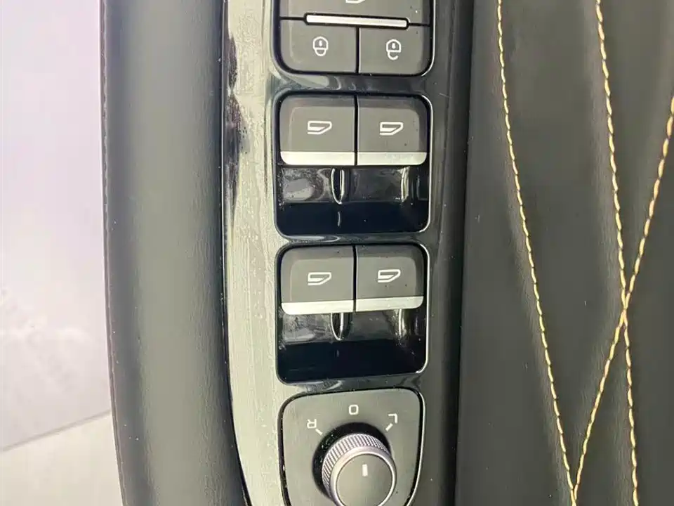 Geely Monjaro