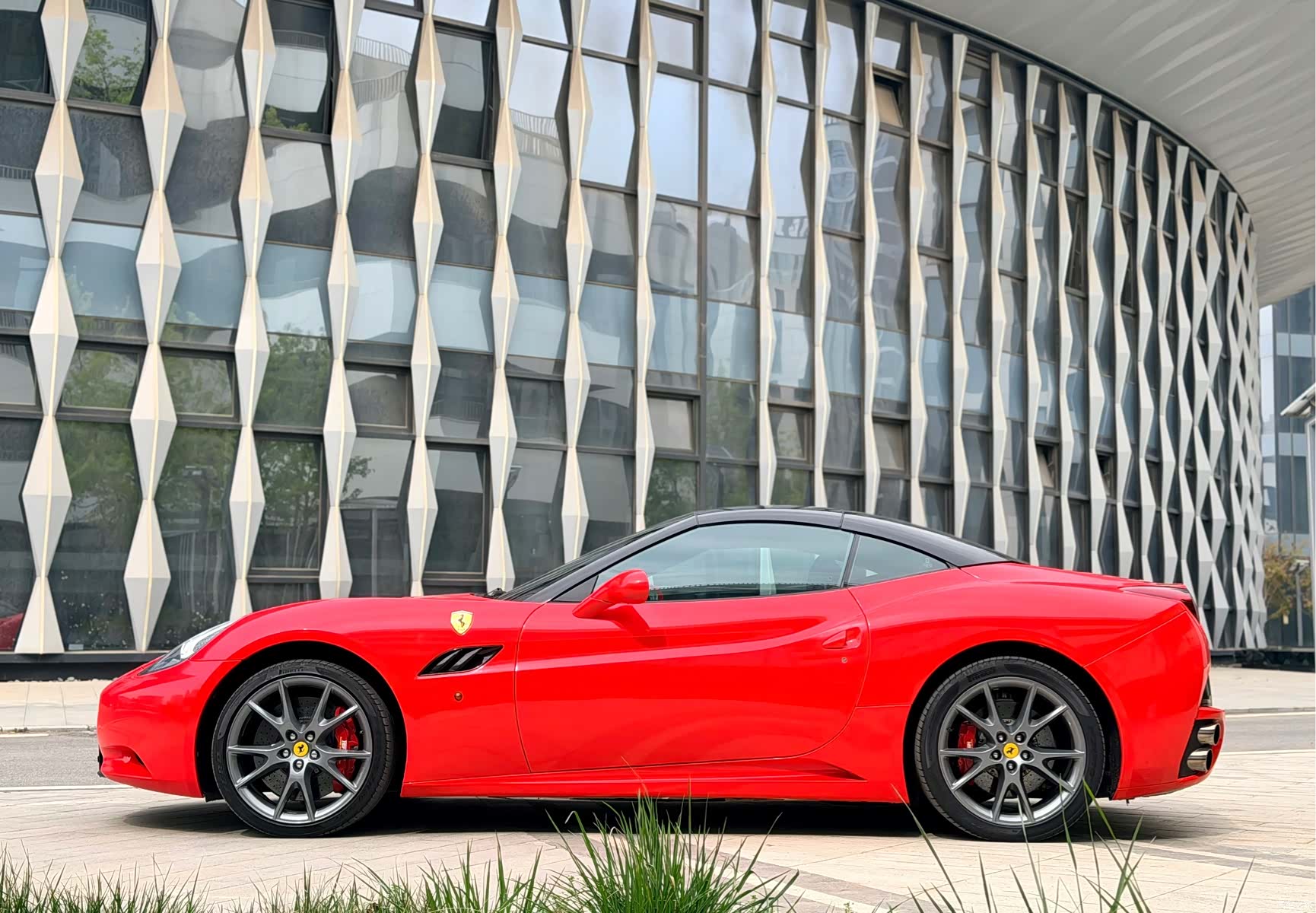 Ferrari California, 2011 все фото