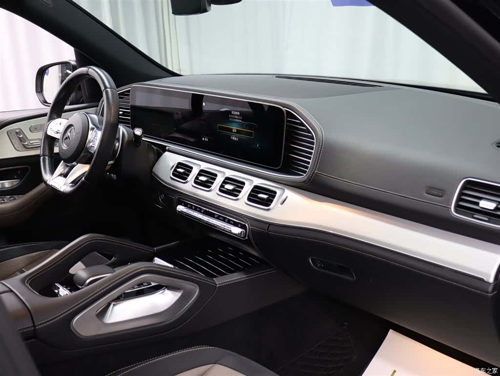 Mercedes-Benz GLE, 2021 19