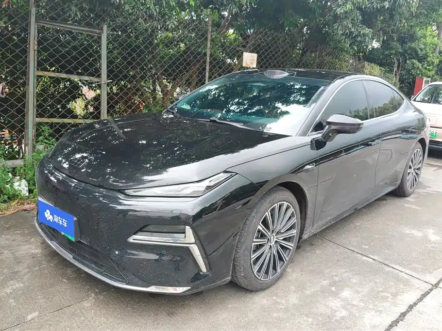 Geely Galaxy Galaxy Sparkle 8