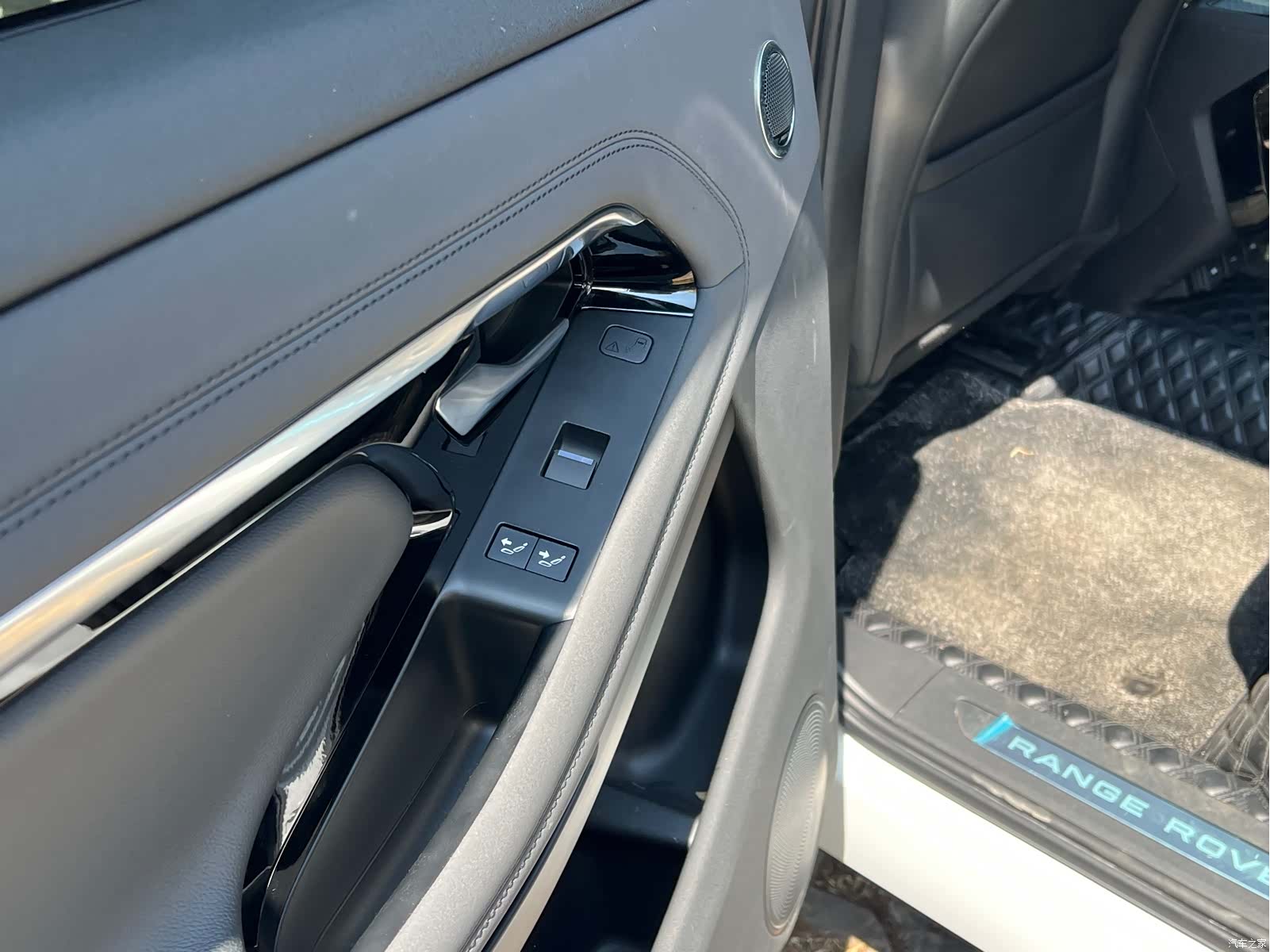 Land Rover Range Rover, 2022 12