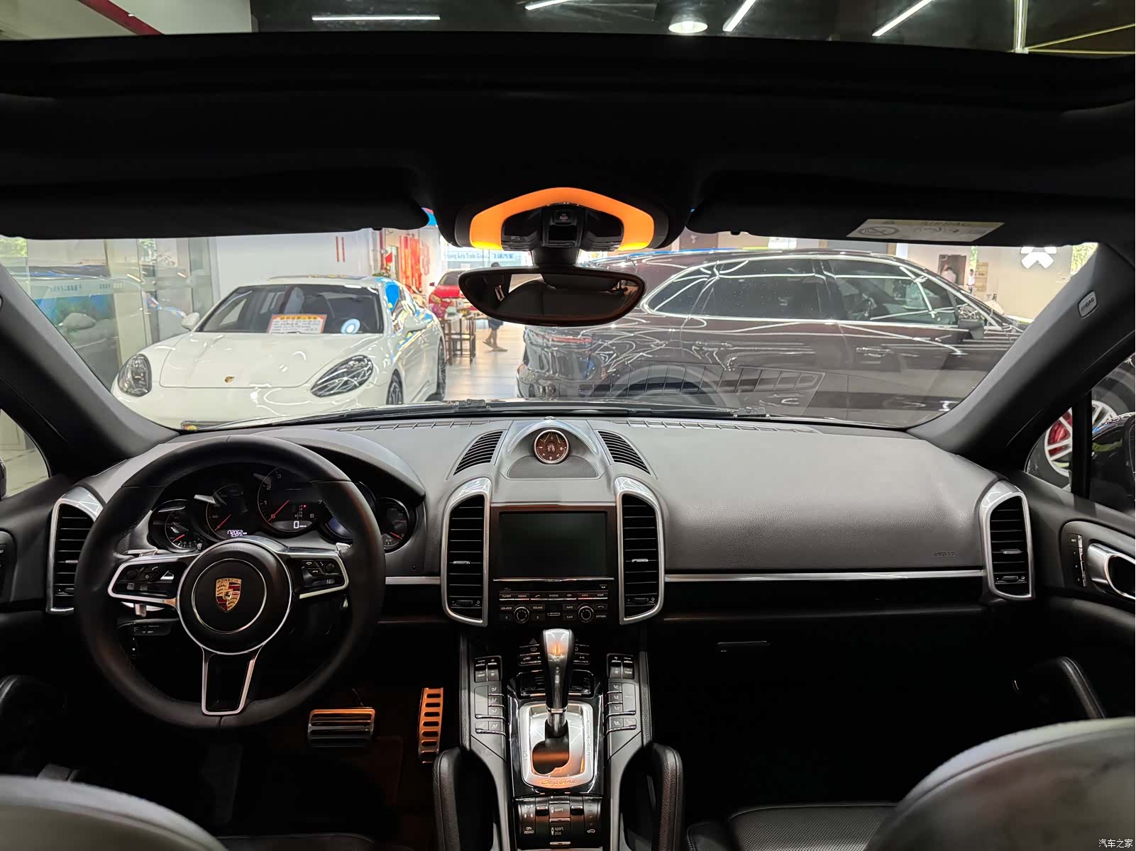 Porsche Cayenne, 2015 11