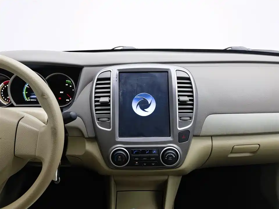 Dongfeng Junfeng E11K