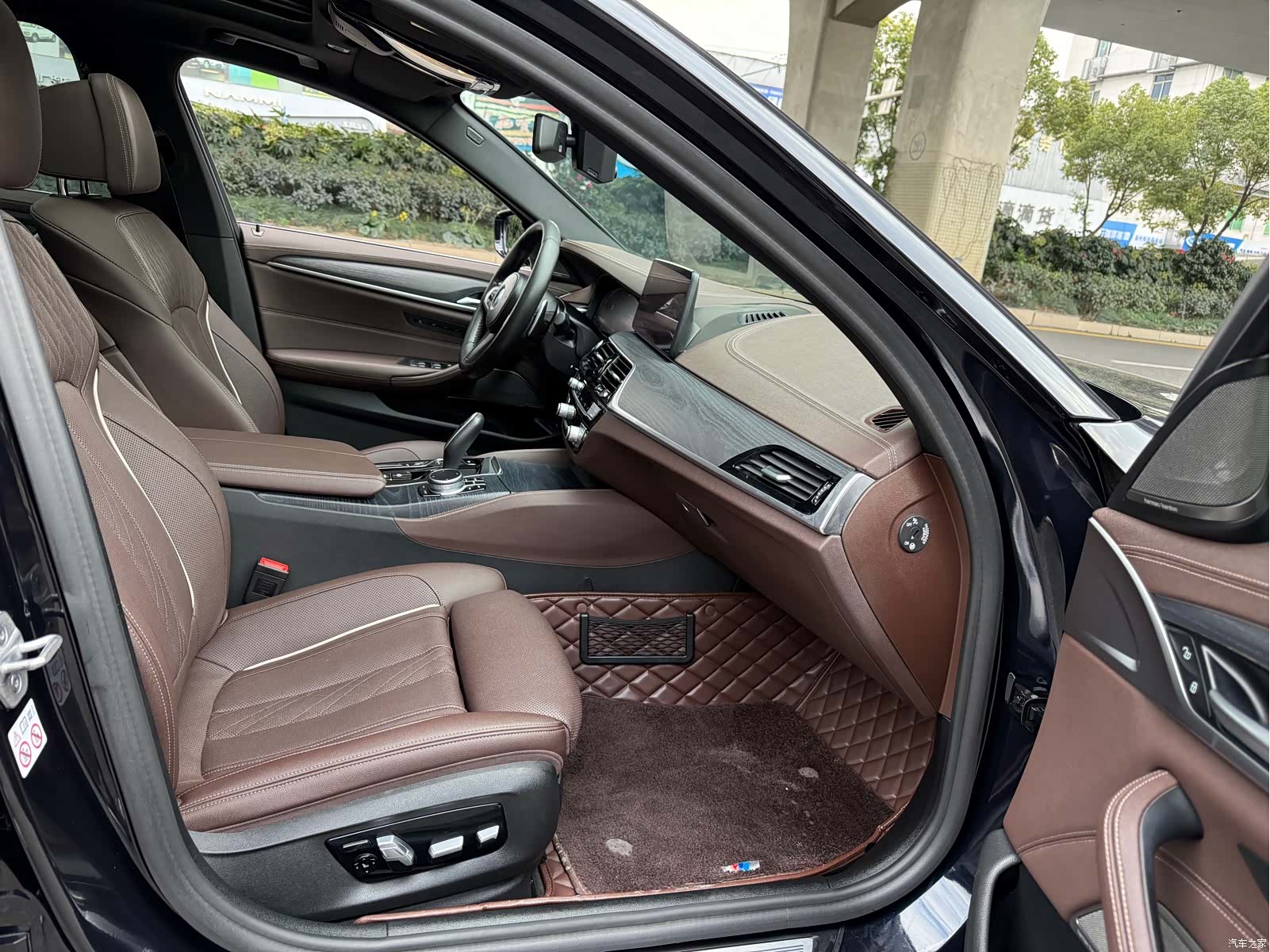 BMW 5 Series, 2021 9