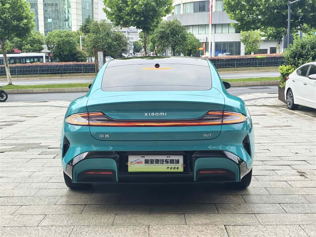 Xiaomi SU7, 2024 8