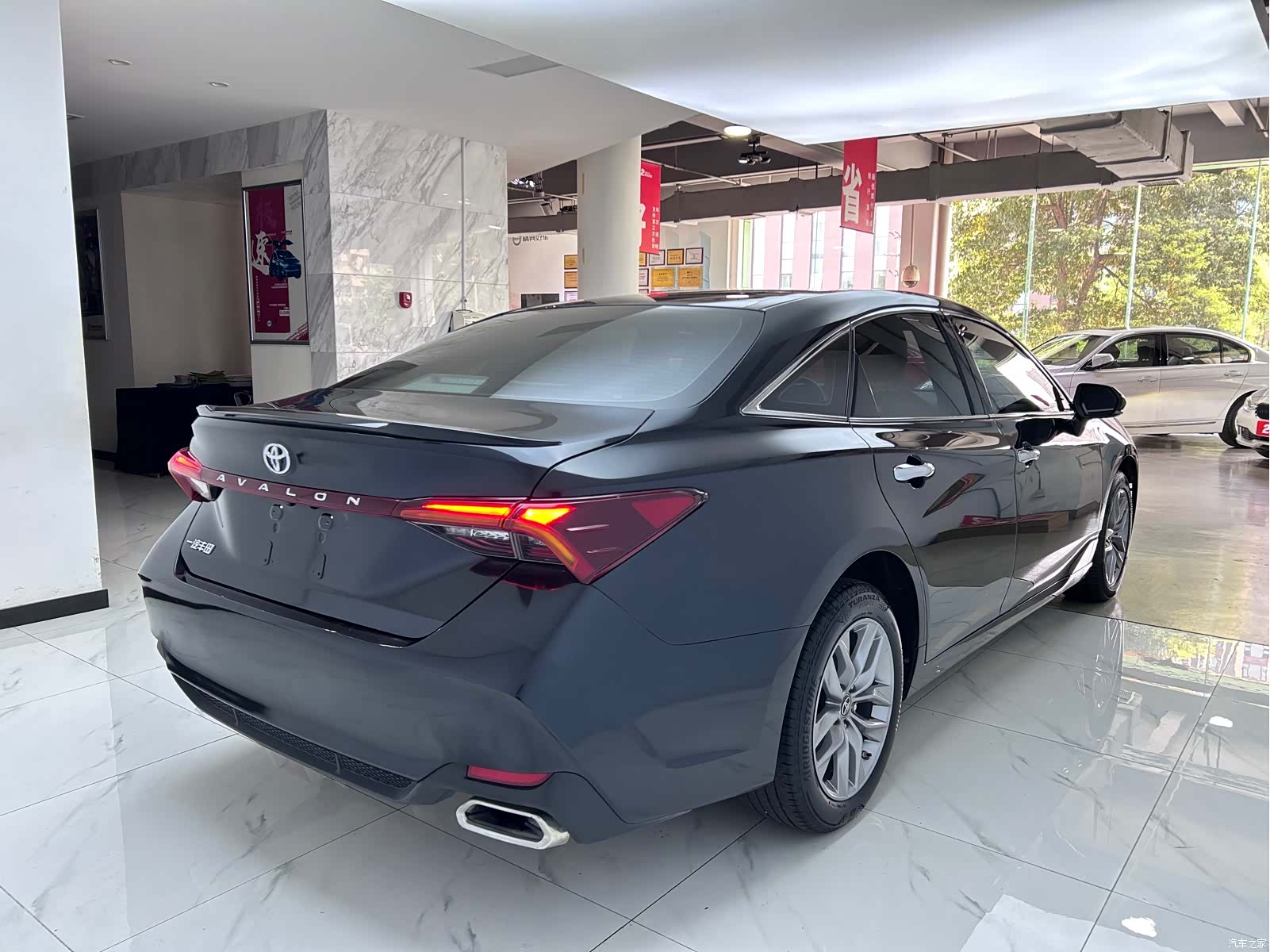 Toyota Avalon, 2022 7