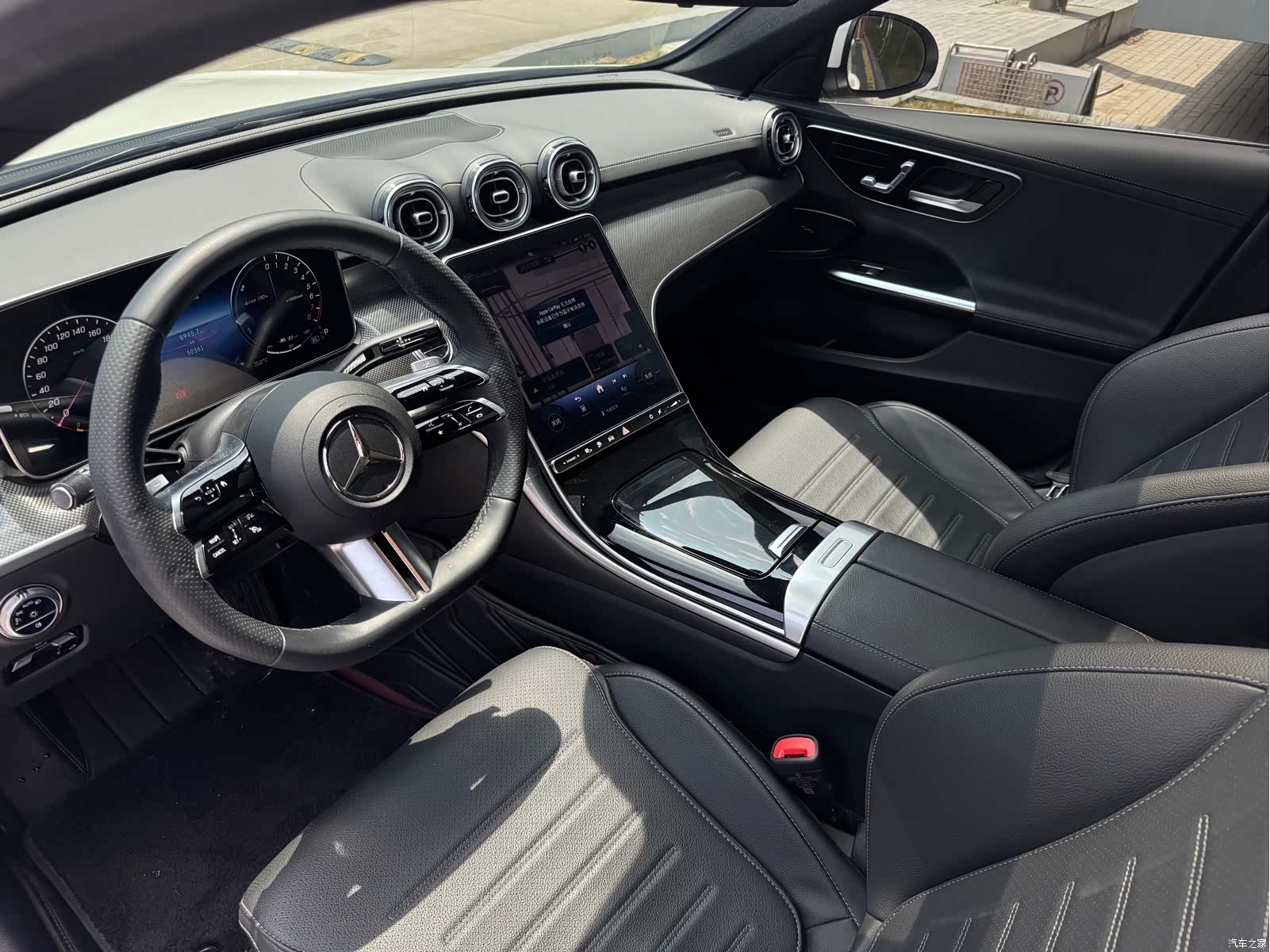Mercedes-Benz C-Class, 2023 4