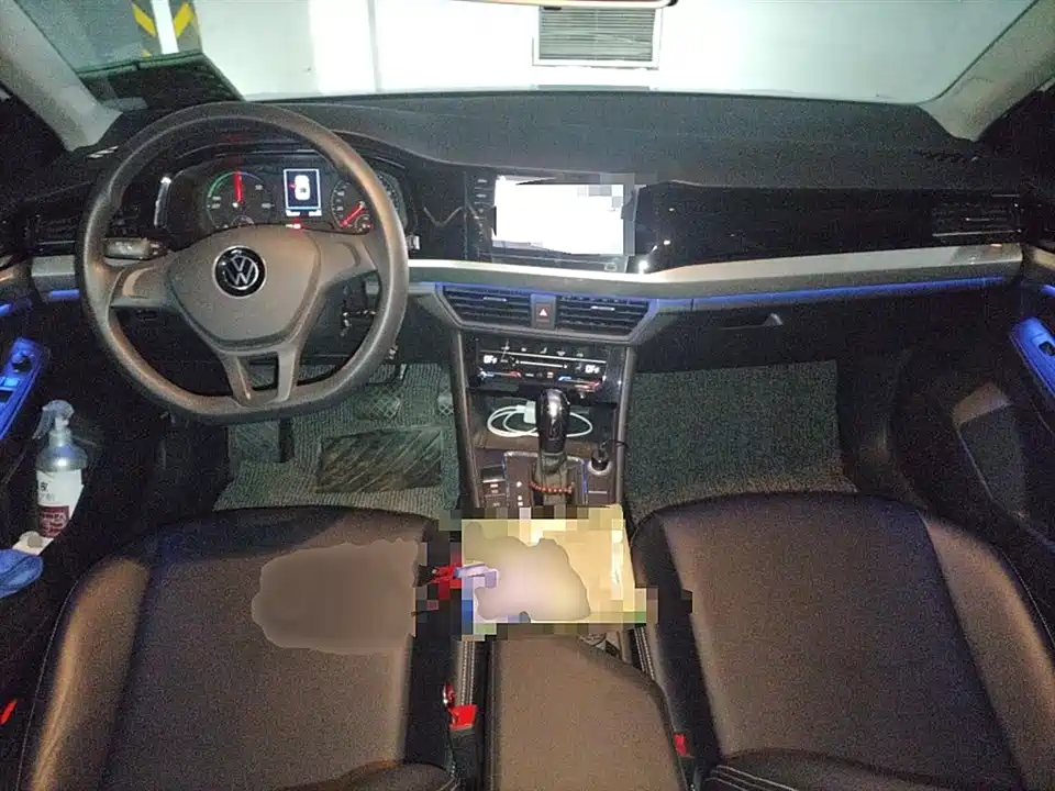 Volkswagen Bora Pure Electric