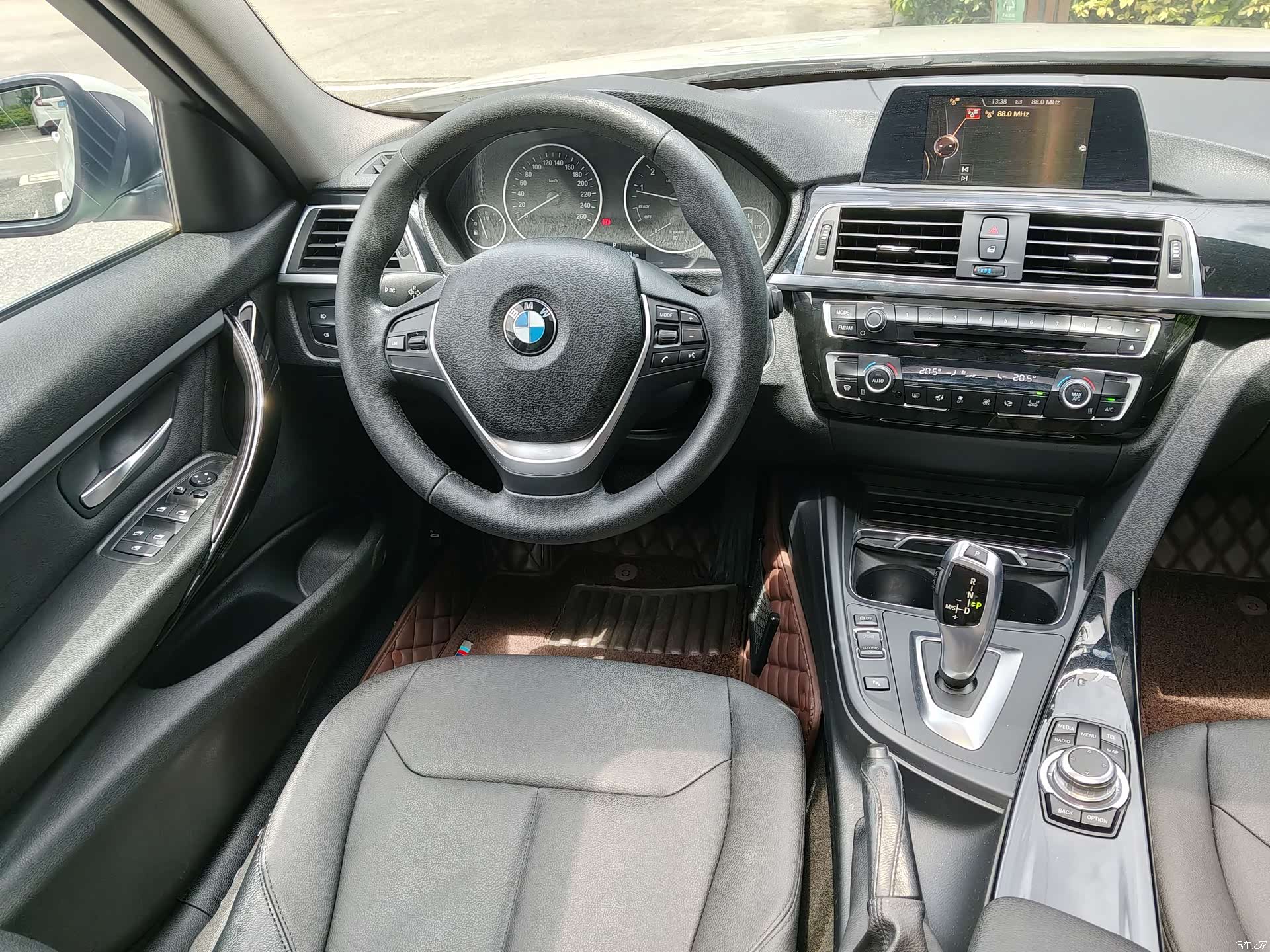 BMW 3 Series, 2016 11