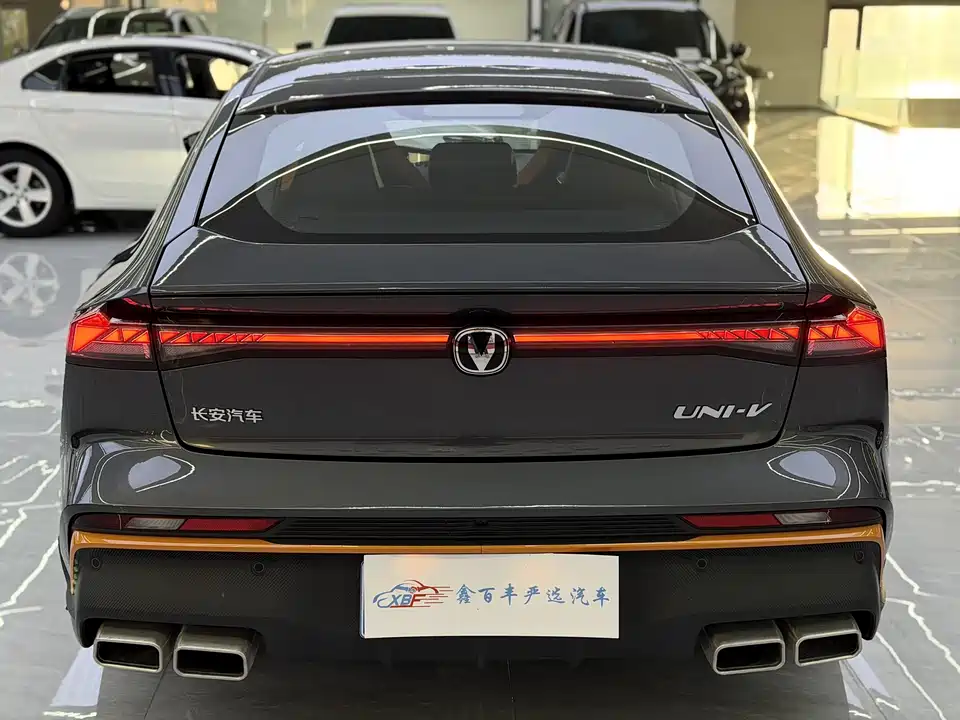 Changan UNI-V