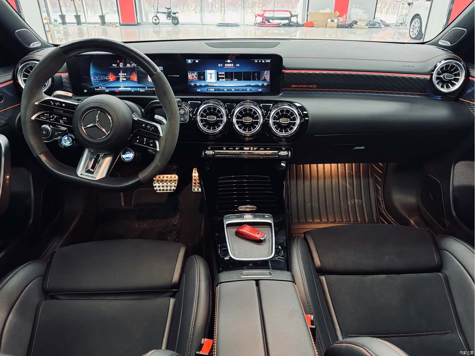 Mercedes-Benz A-Class, 2024 29