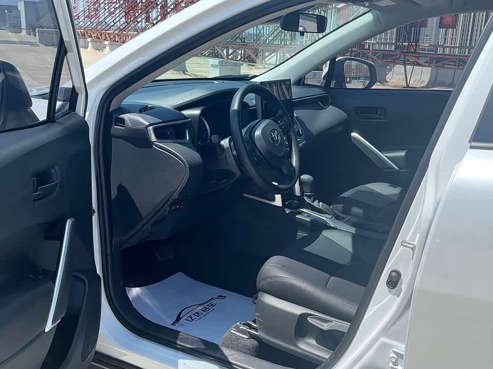 Toyota Corolla Sharp amplifier