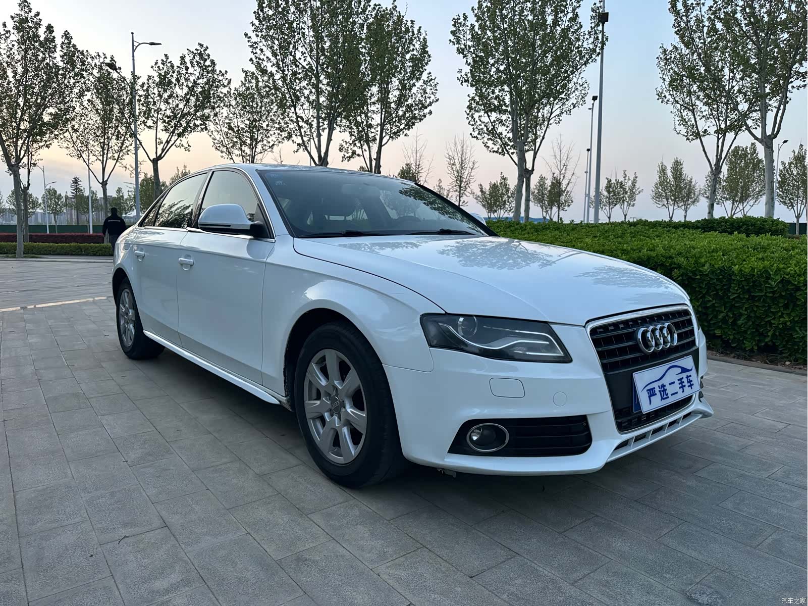Audi A4L, 2011 3