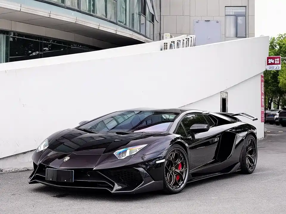 Lamborghini Aventador