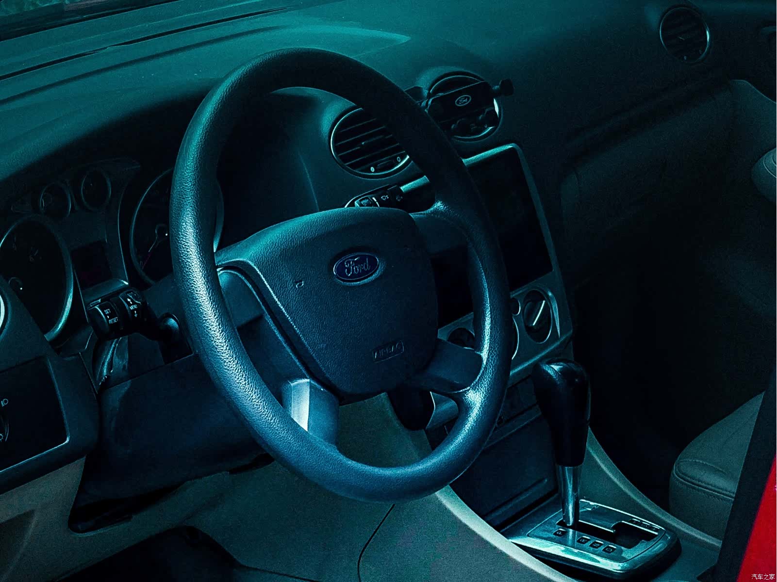 Ford Focus, 2012 6