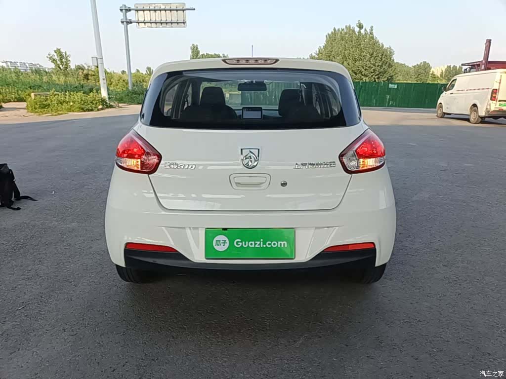 Wuling 310, 2019 6
