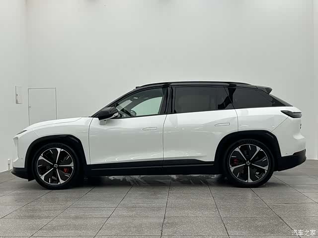 NIO ES7, 2022 8