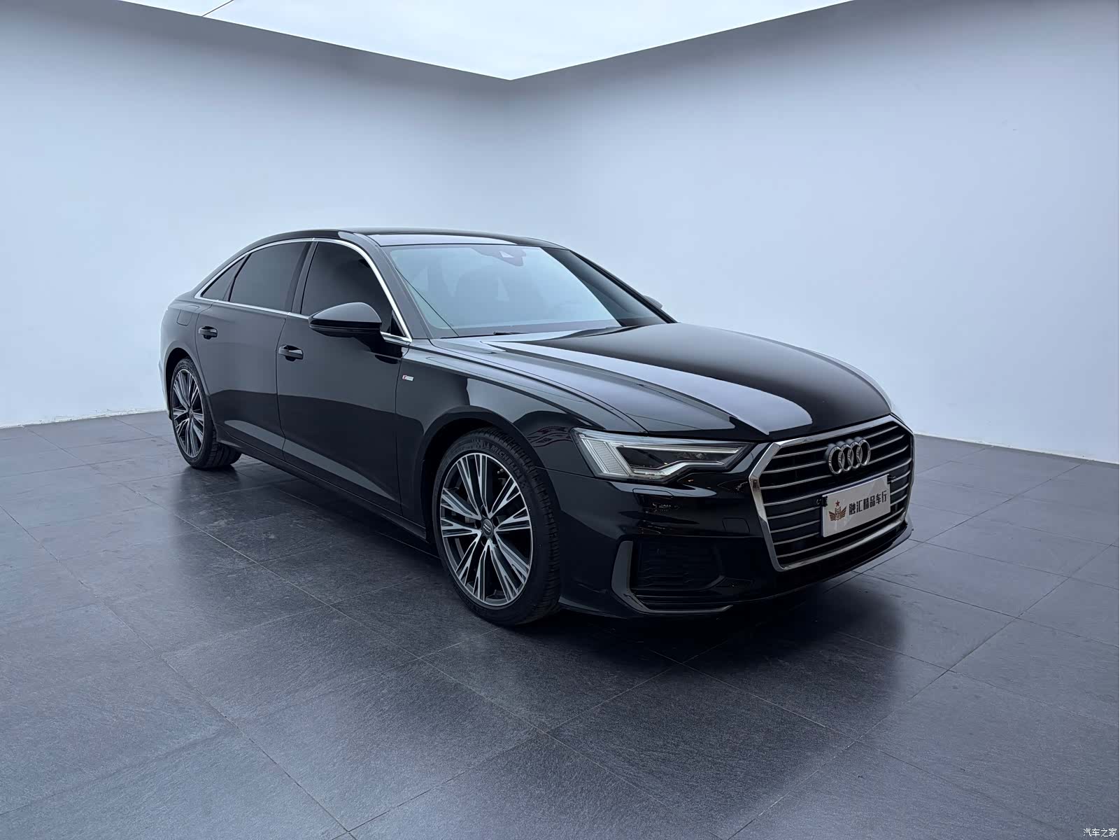 Audi A6L, 2021 3
