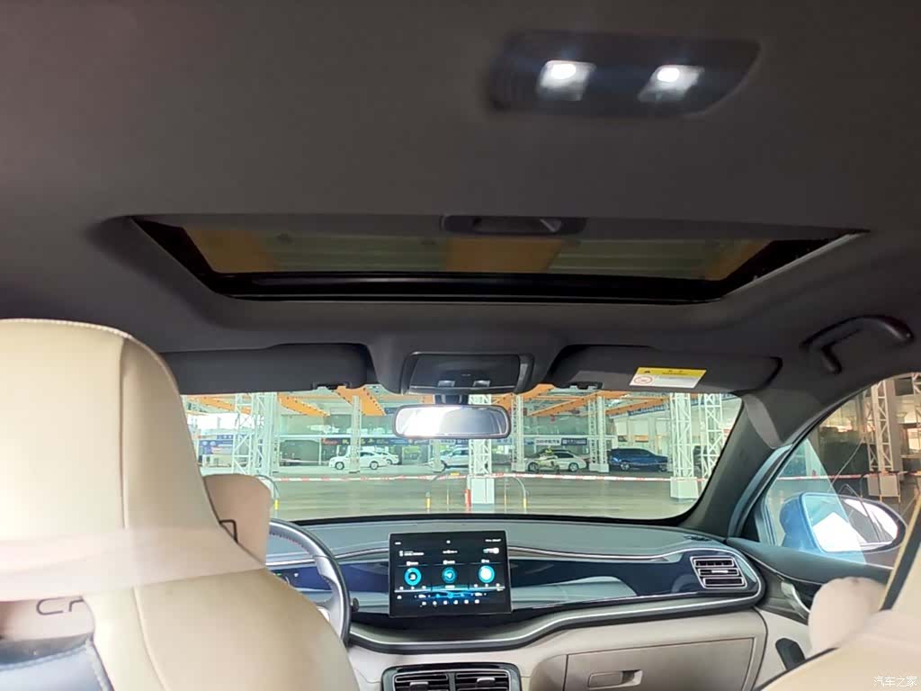 BYD Qin, 2022 18