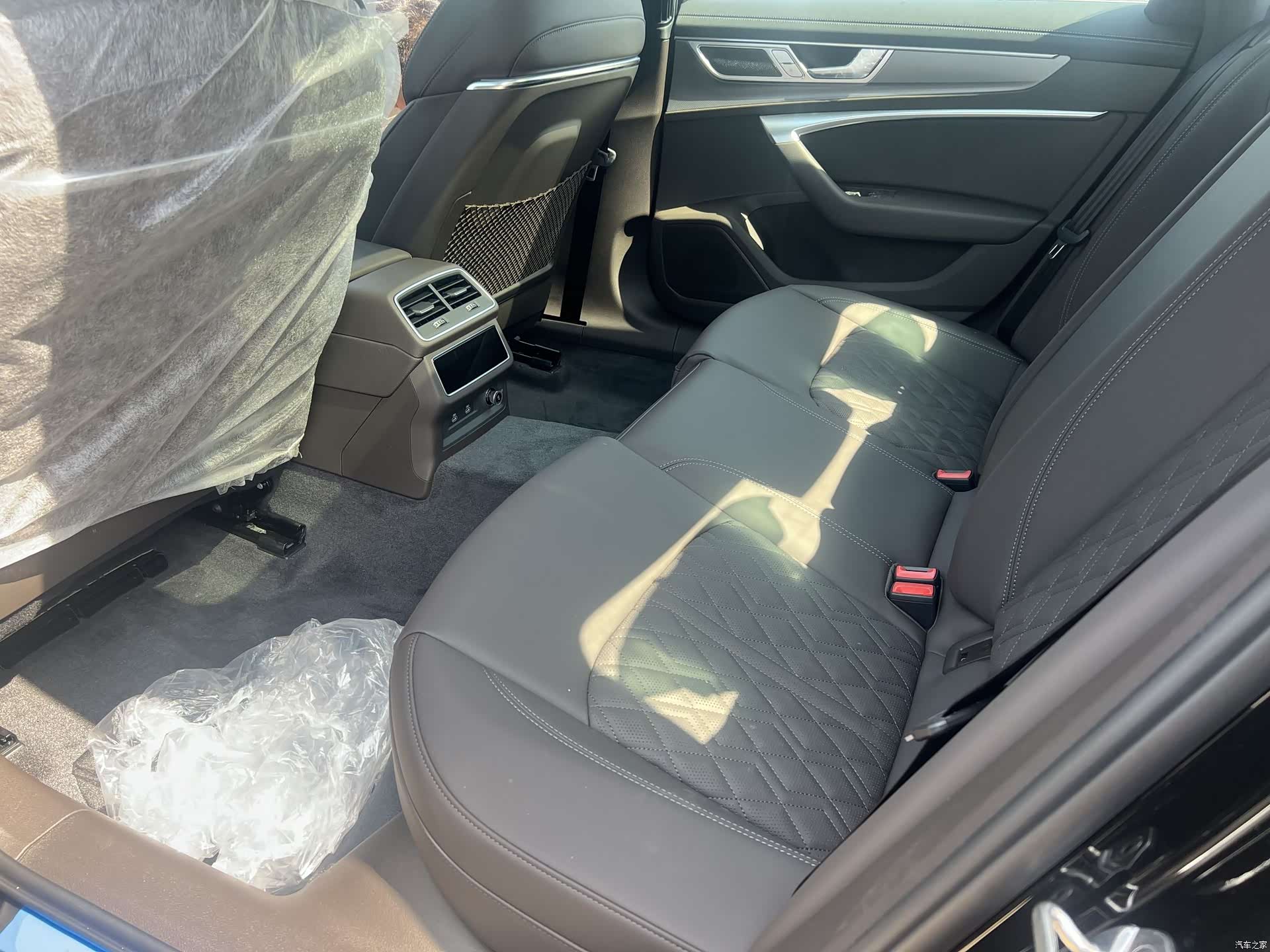 Audi A6L, 2026 9