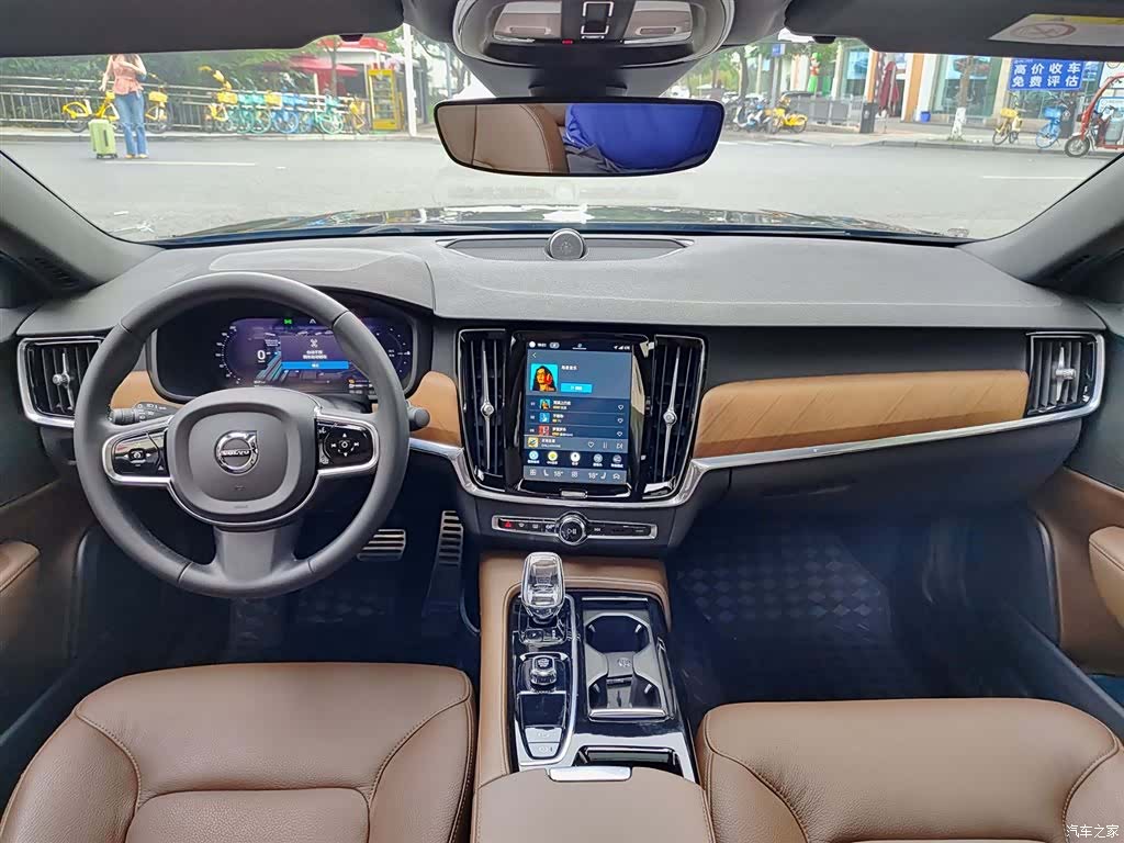 Volvo S90, 2023 10