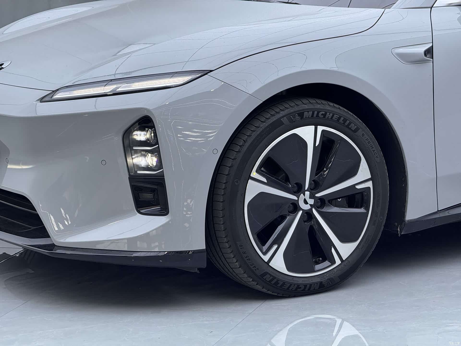 NIO ET5, 2025 все фото