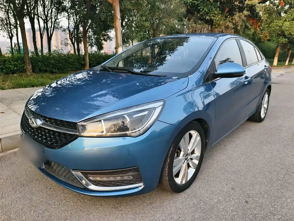 Chery Arrizo 5