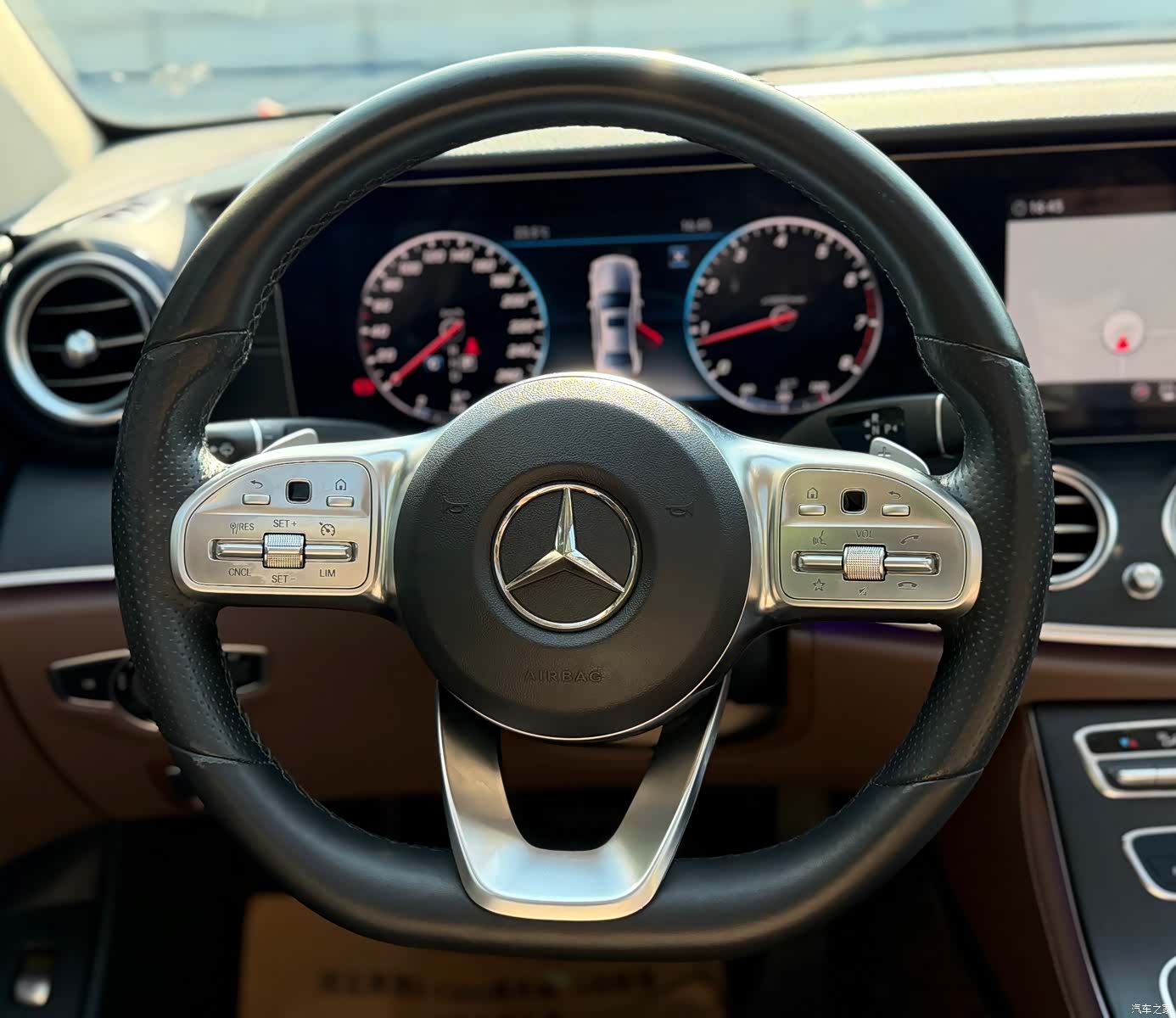 Mercedes-Benz E-Class, 2020 10