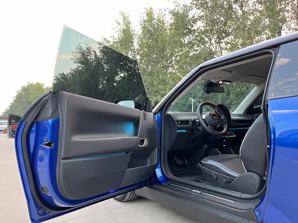 MINI Electric COOPER