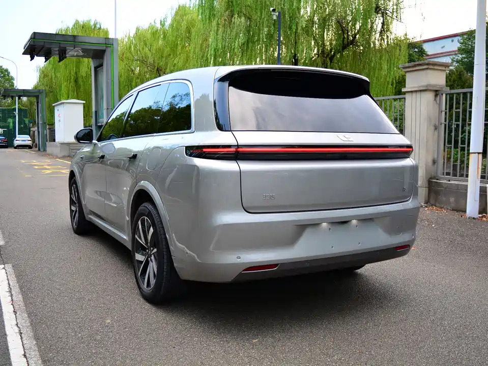 Li Auto Ideal L8