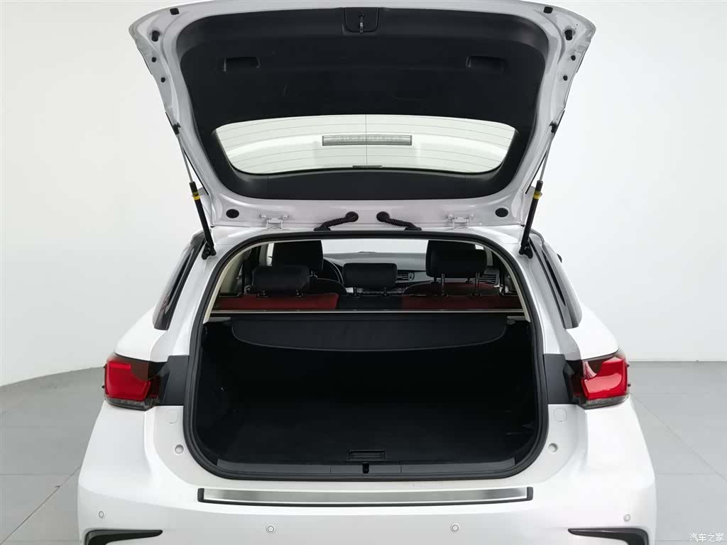 Lexus CT, 2020 16