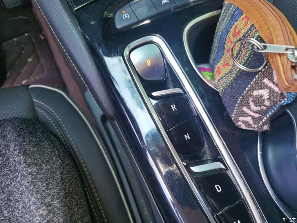 Buick Envision Plus, 2022 7