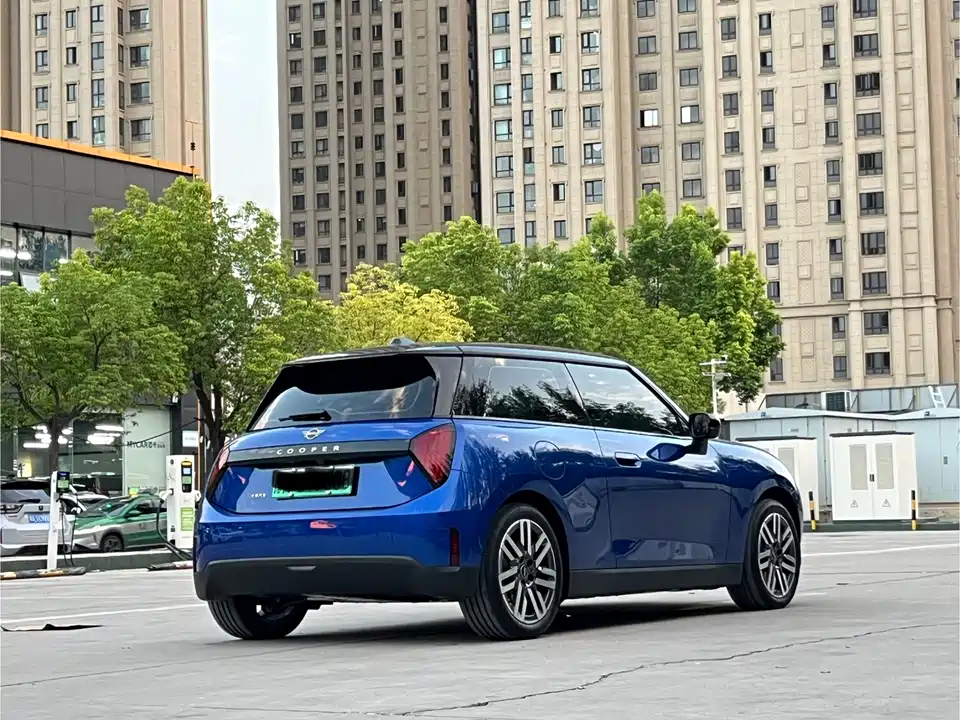 MINI Electric COOPER