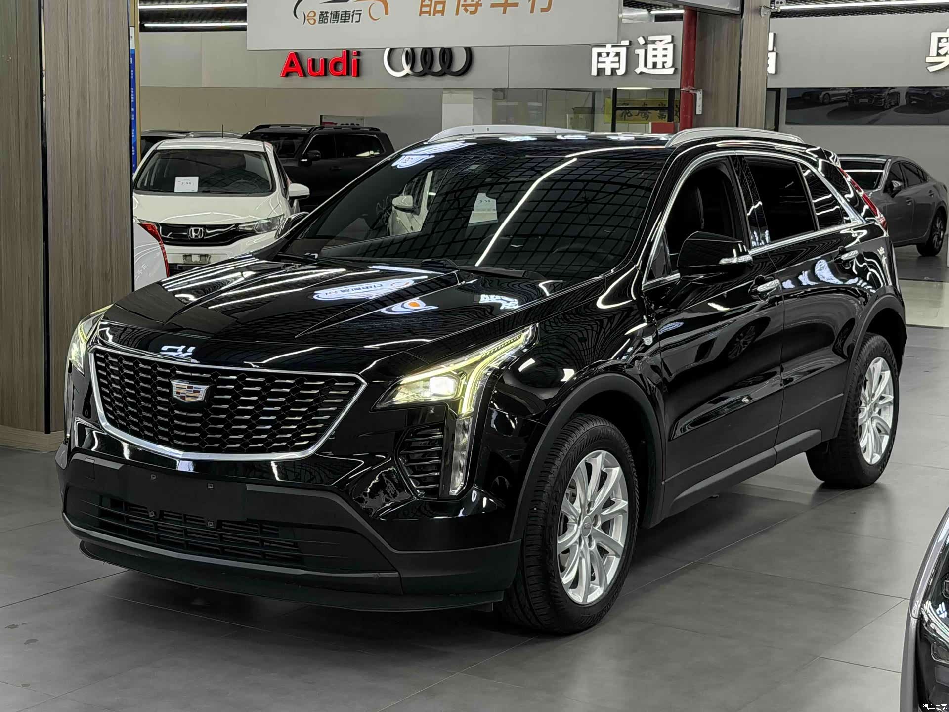 Cadillac XT4, 2021 1